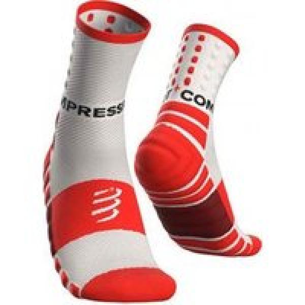 paar compressport schokabsorberende sokken wit