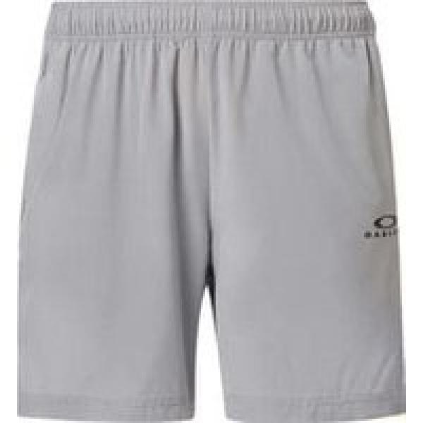 oakley foundational 7 2 0 grey shorts