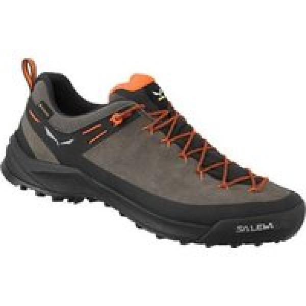 salewa wildfire leather gore tex hiking shoes brown black