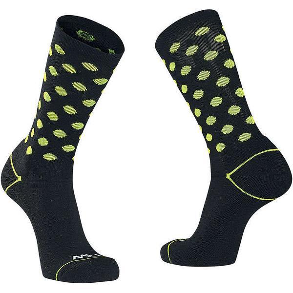 NORTHWAVE CORE FIETSSOKKEN MERINO ZWART/FLUO GEEL 40/43